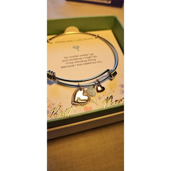Expandable Mother Bangle Bracelet with Dangle Hearts Mom Gift - Picture 2 of 3